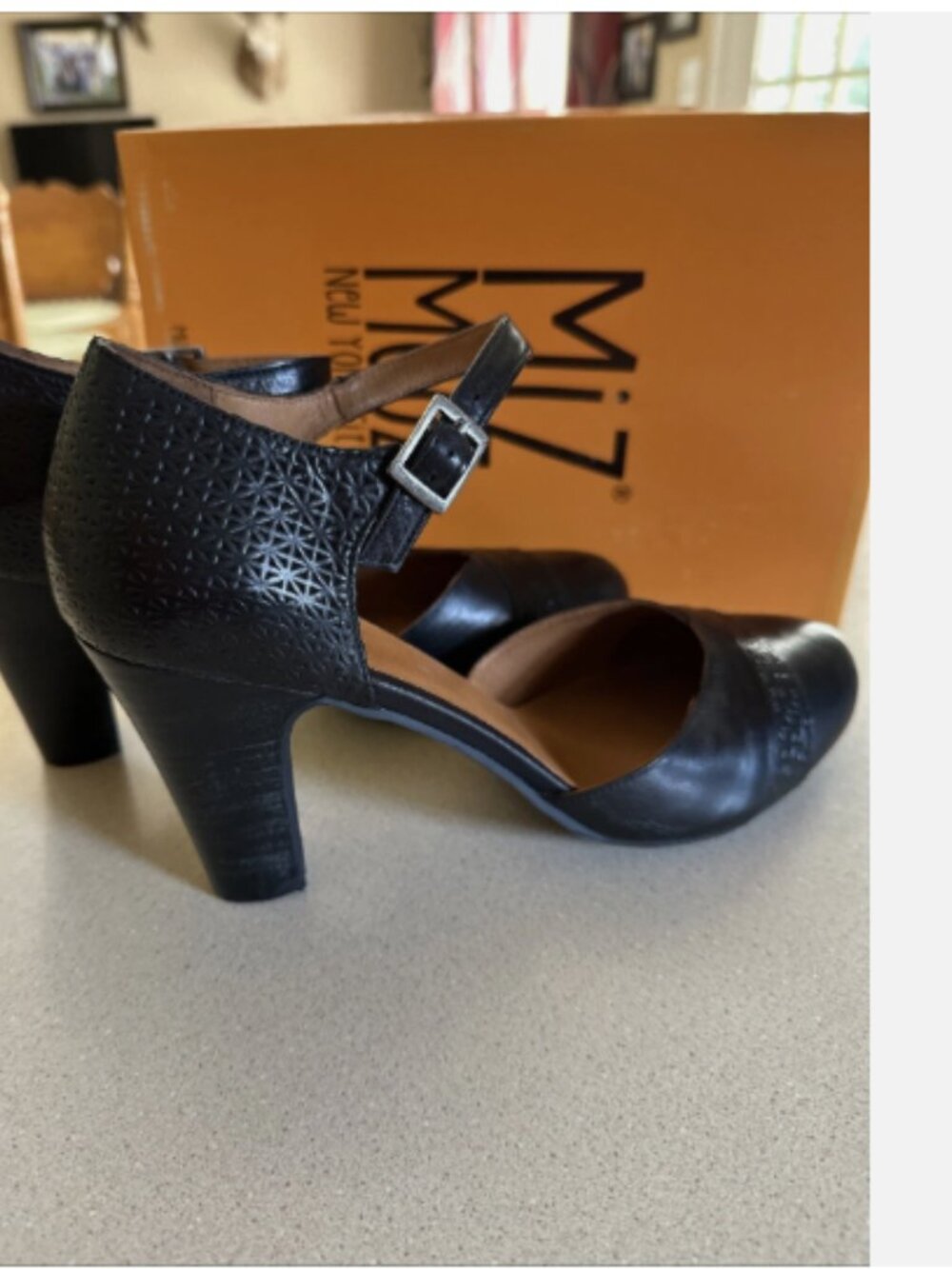 Miz Mooz Leather Mary Jane Pumps-Jay-Black-EU 39 (US 8.5-9)-NEW-A660053 - Picture 2 of 2